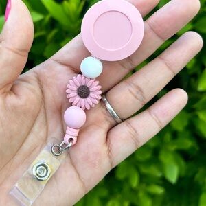 Sunflower Badge Reel